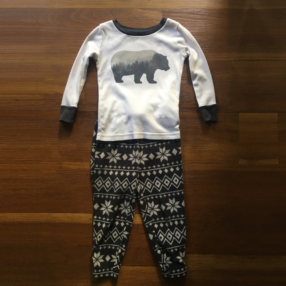 Old Navy | Bear Long Sleeve + Flannel Pants